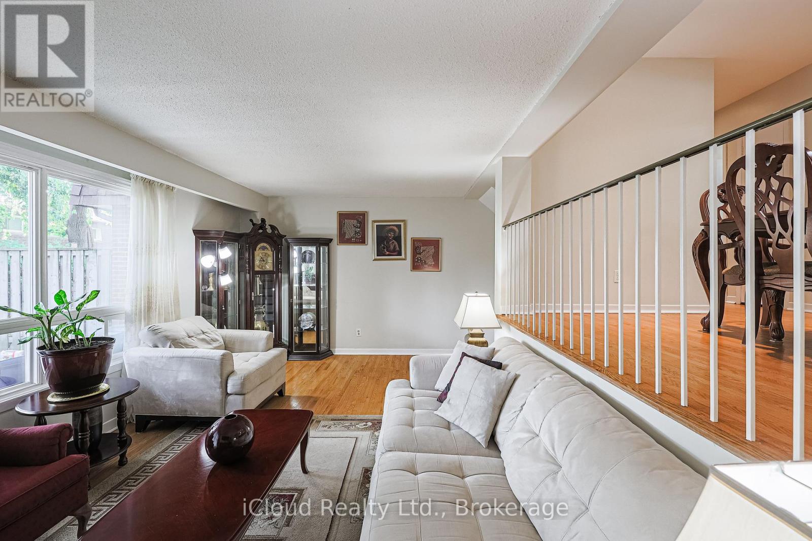 53 - 1667 Albion Road, Toronto, Ontario  M9V 1B7 - Photo 5 - W12413052