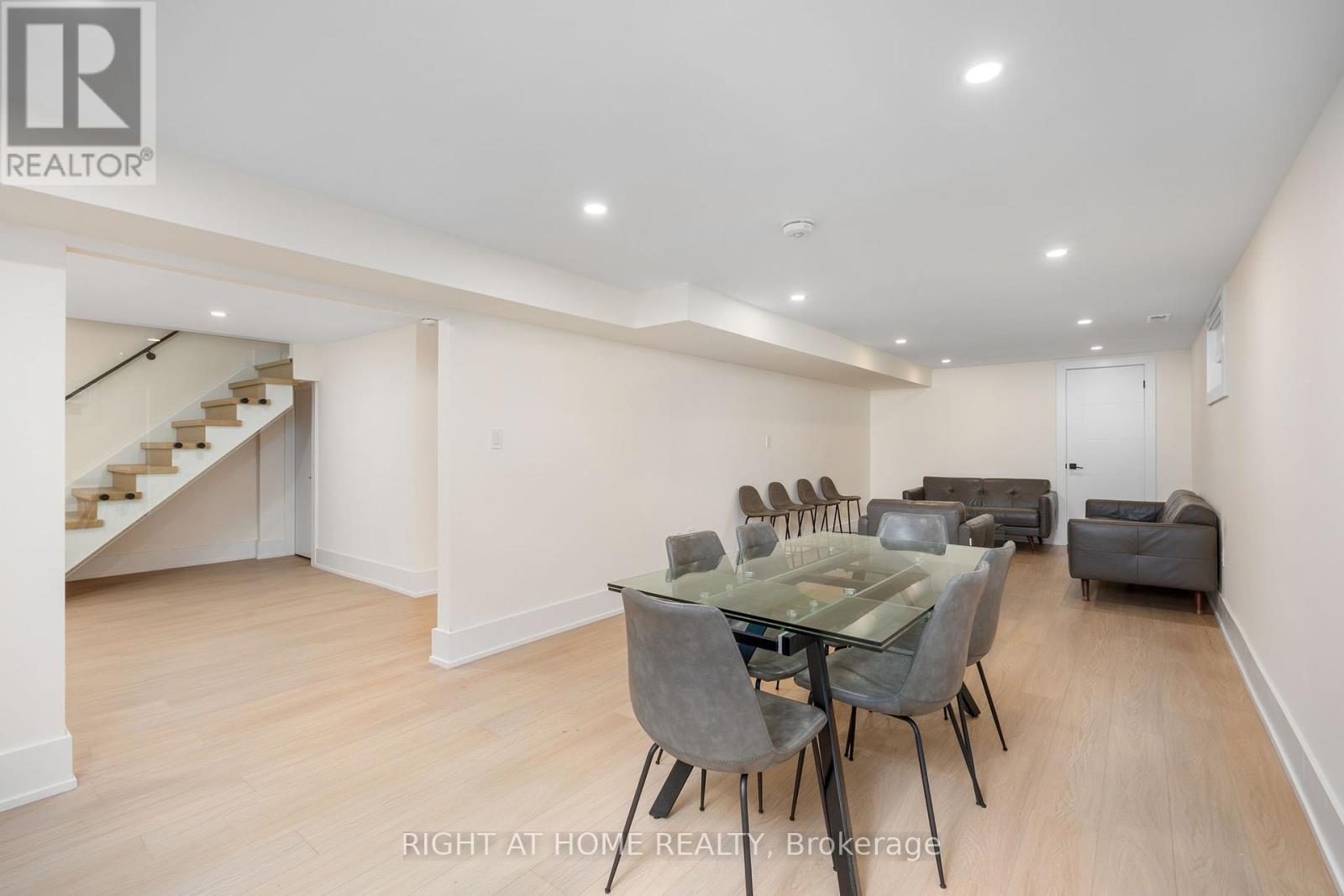 584 Walkers Line, Burlington, Ontario  L7N 2E5 - Photo 37 - W12413079