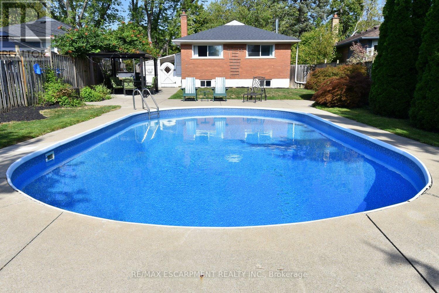 1384 Niels Avenue, Burlington, Ontario  L7P 2E4 - Photo 37 - W12413143