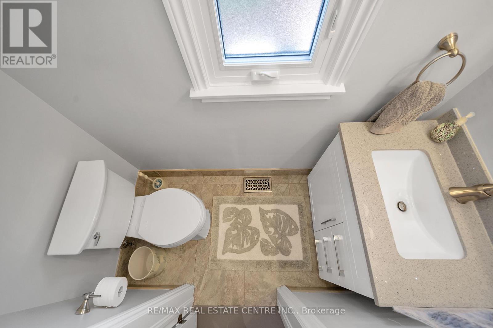 8438 Ninth Line, Halton Hills, Ontario  L0P 1K0 - Photo 25 - W12413147