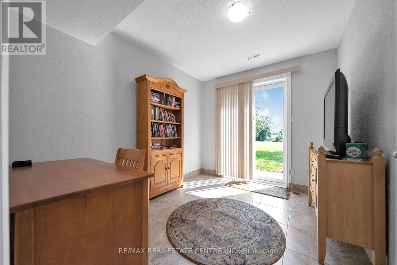 8438 Ninth Line, Halton Hills, Ontario  L0P 1K0 - Photo 30 - W12413147