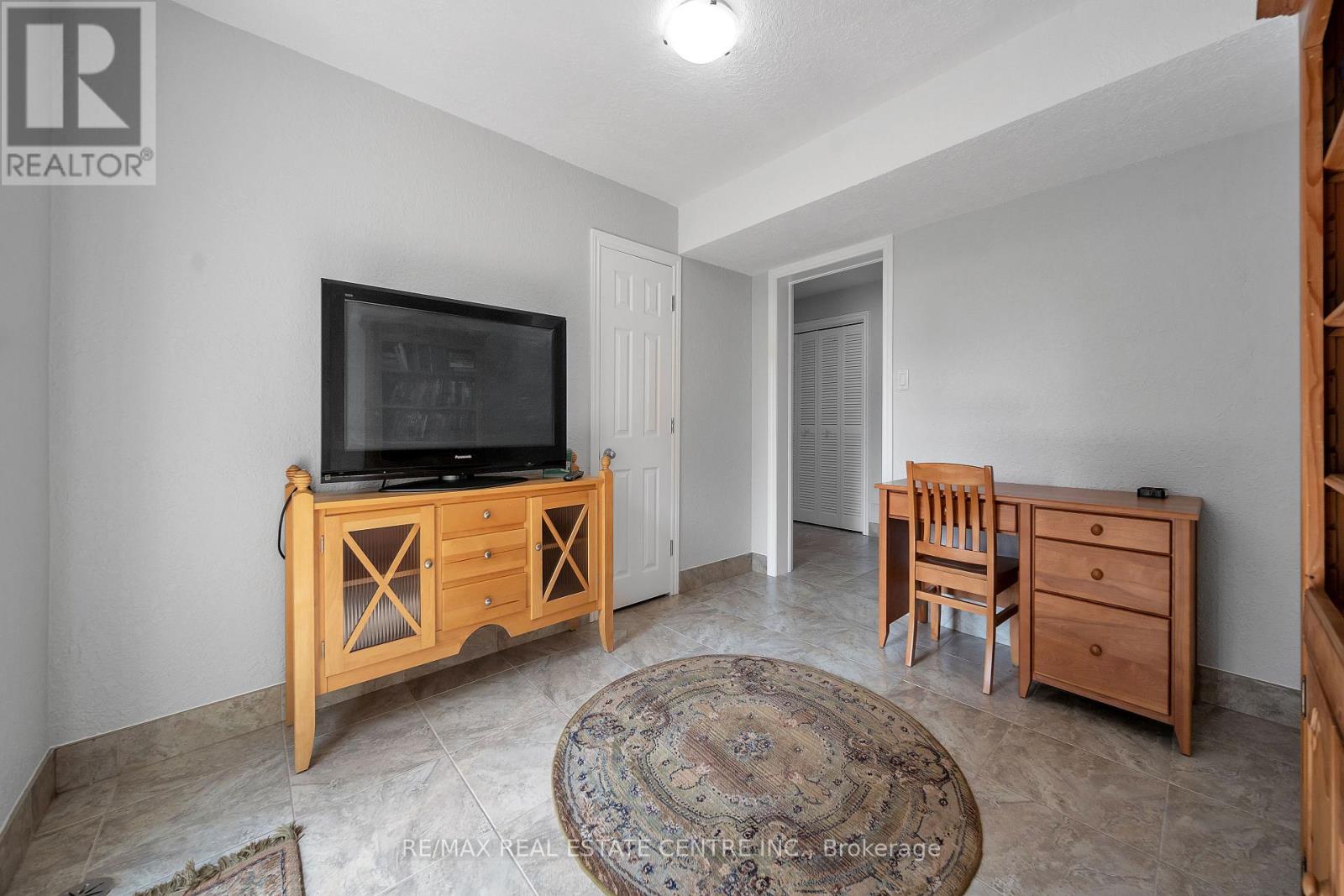 8438 Ninth Line, Halton Hills, Ontario  L0P 1K0 - Photo 33 - W12413147