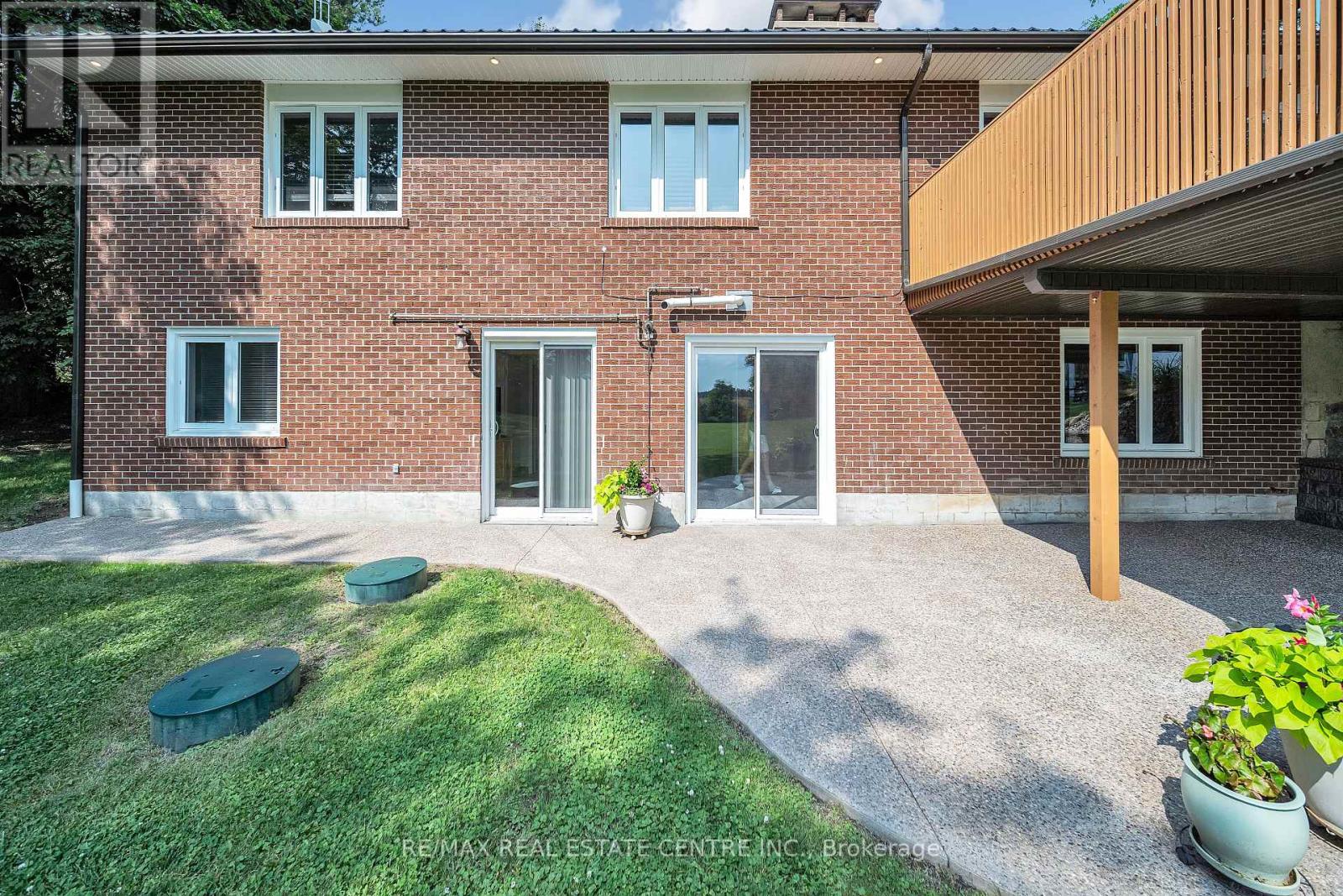 8438 Ninth Line, Halton Hills, Ontario  L0P 1K0 - Photo 39 - W12413147