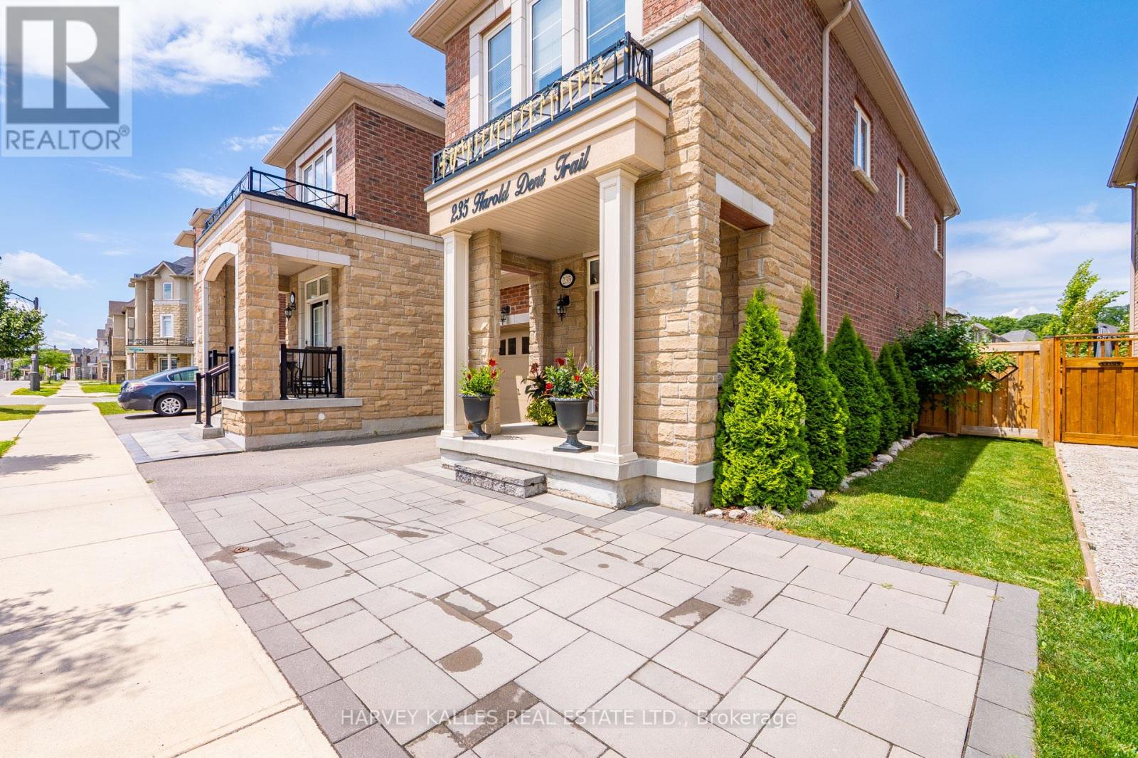 235 Harold Dent Trail N, Oakville, Ontario  L6M 1S3 - Photo 1 - W12413158