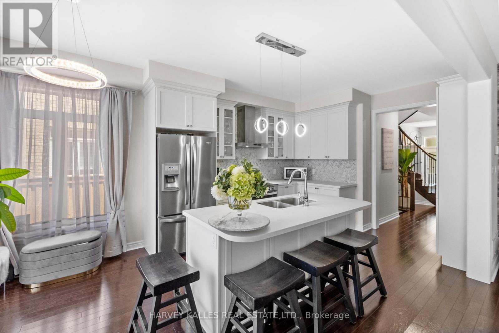 235 Harold Dent Trail N, Oakville, Ontario  L6M 1S3 - Photo 17 - W12413158