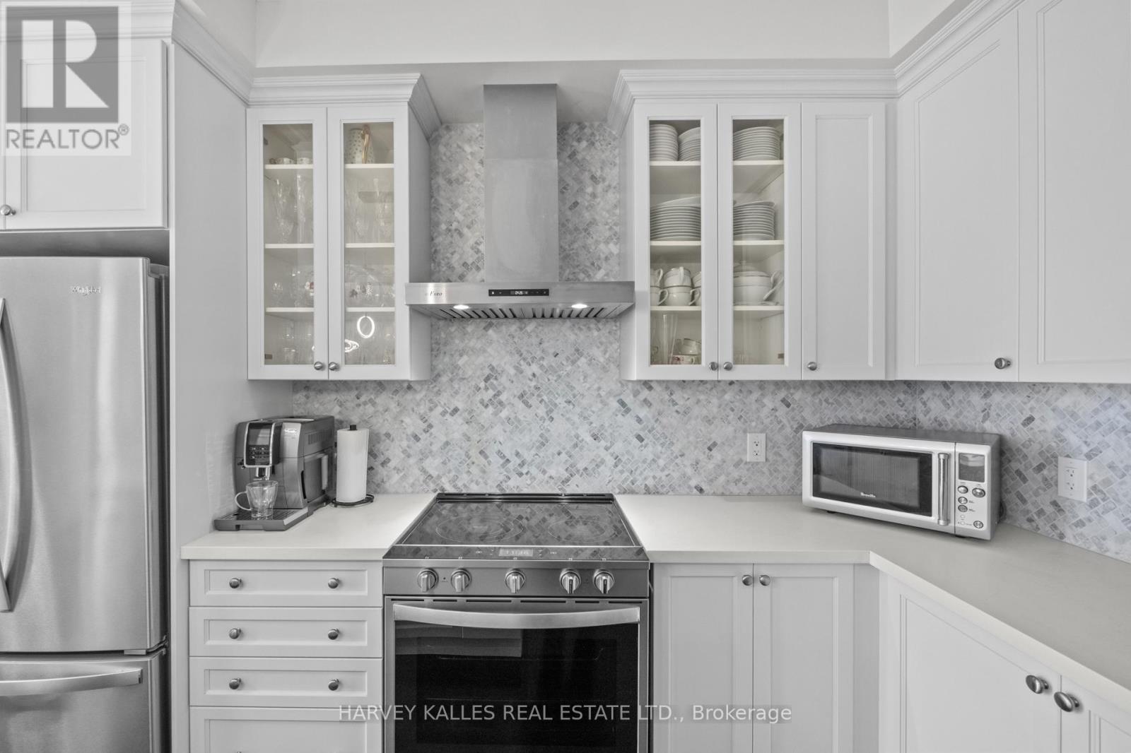 235 Harold Dent Trail N, Oakville, Ontario  L6M 1S3 - Photo 19 - W12413158