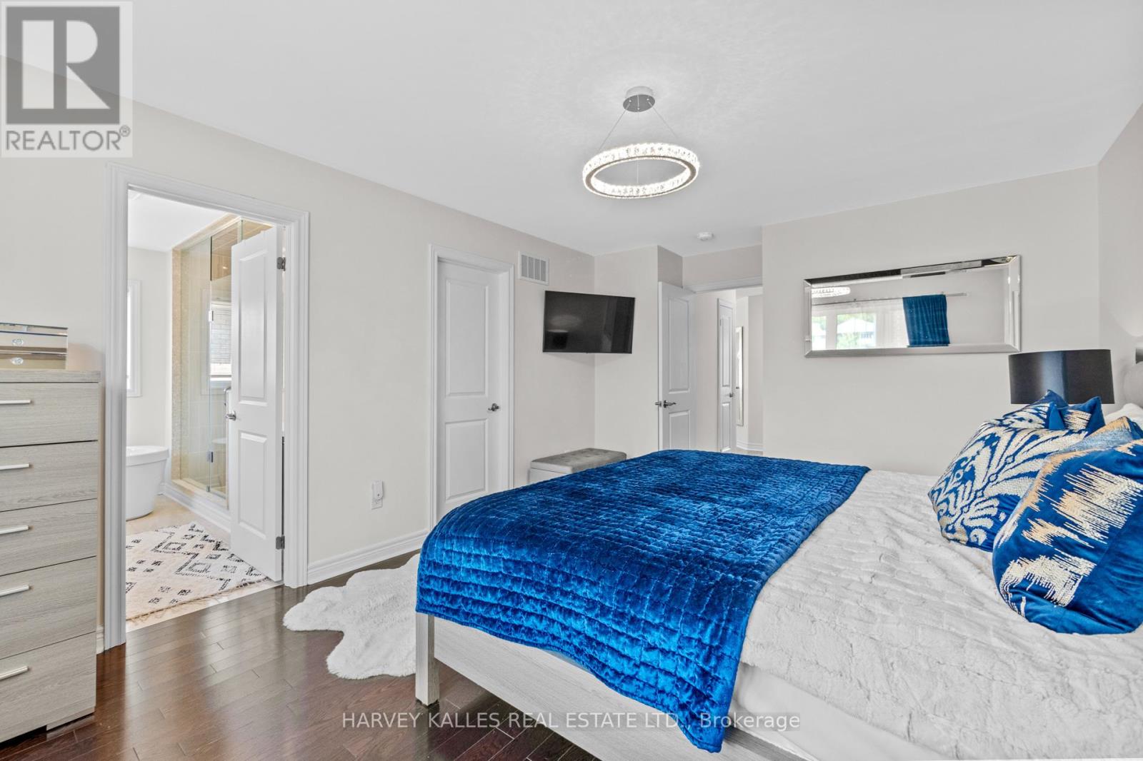 235 Harold Dent Trail N, Oakville, Ontario  L6M 1S3 - Photo 23 - W12413158