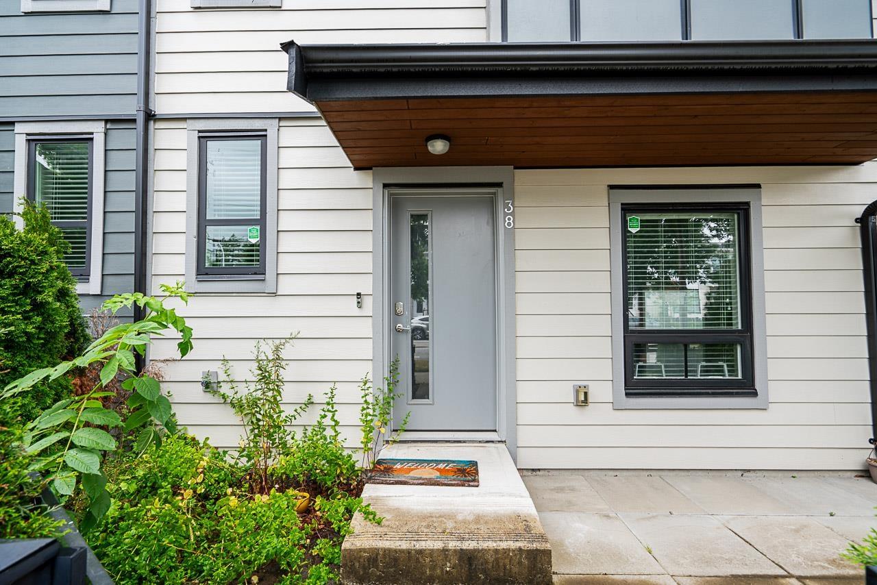 38 2427 164 Street, Surrey, British Columbia  V3Z 0R6 - Photo 3 - R3049530