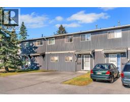 810, 120 Silvercreek Close NW Silver Springs