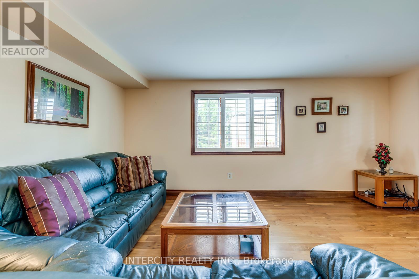 2764 Governors Road, Hamilton, Ontario  L0R 1T0 - Photo 16 - X12413063