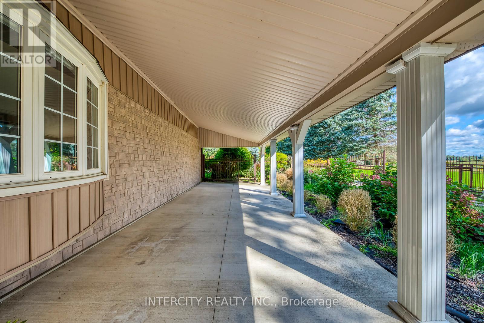 2764 Governors Road, Hamilton, Ontario  L0R 1T0 - Photo 30 - X12413063