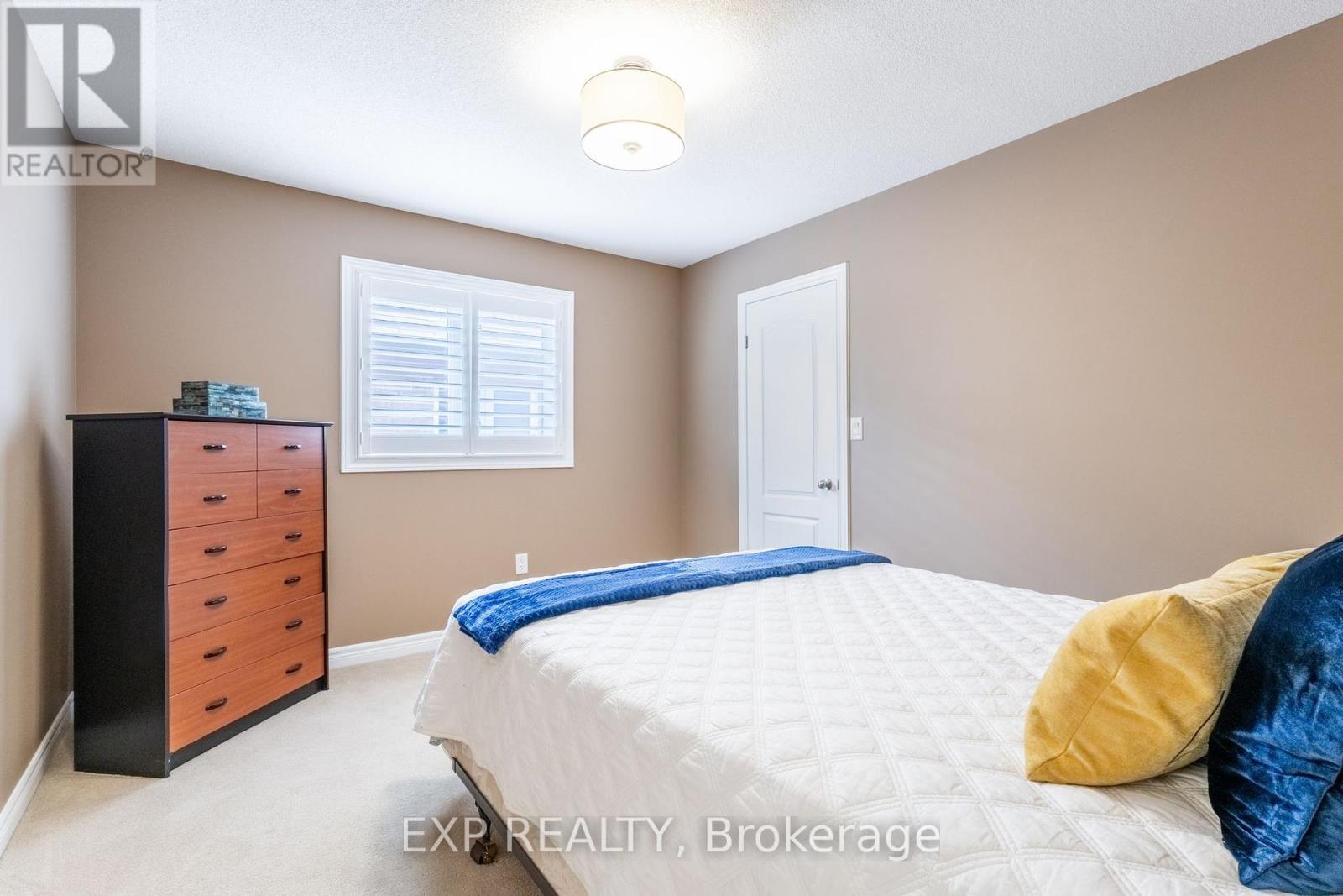 36 Secinaro Avenue, Hamilton, Ontario  L9G 0C6 - Photo 18 - X12413165
