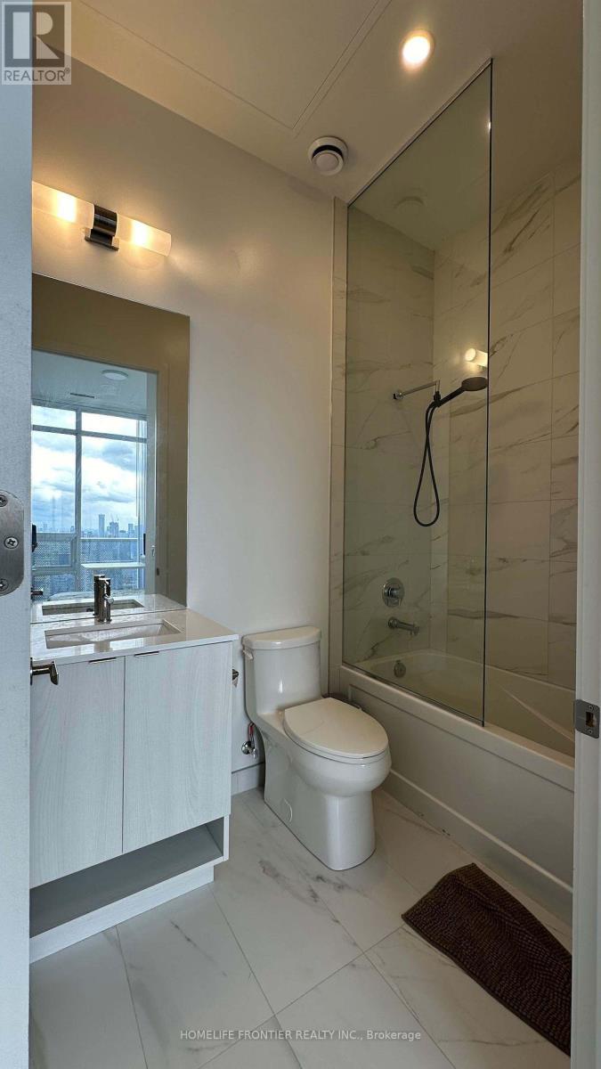 Ph102 - 138 Downes Street, Toronto, Ontario  M5E 0E4 - Photo 10 - C12413204