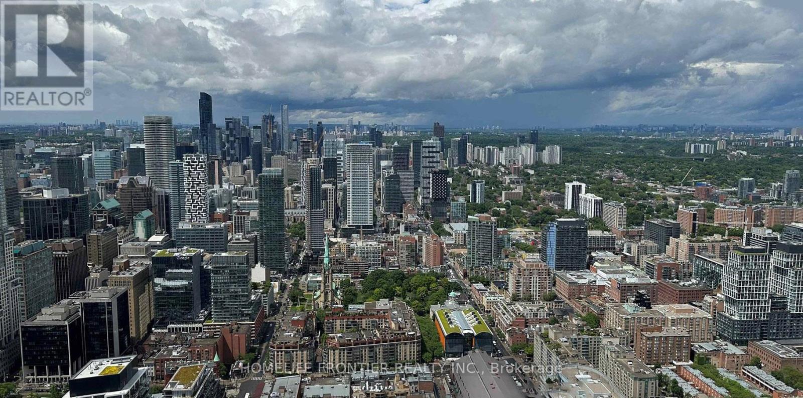 Ph102 - 138 Downes Street, Toronto, Ontario  M5E 0E4 - Photo 13 - C12413204