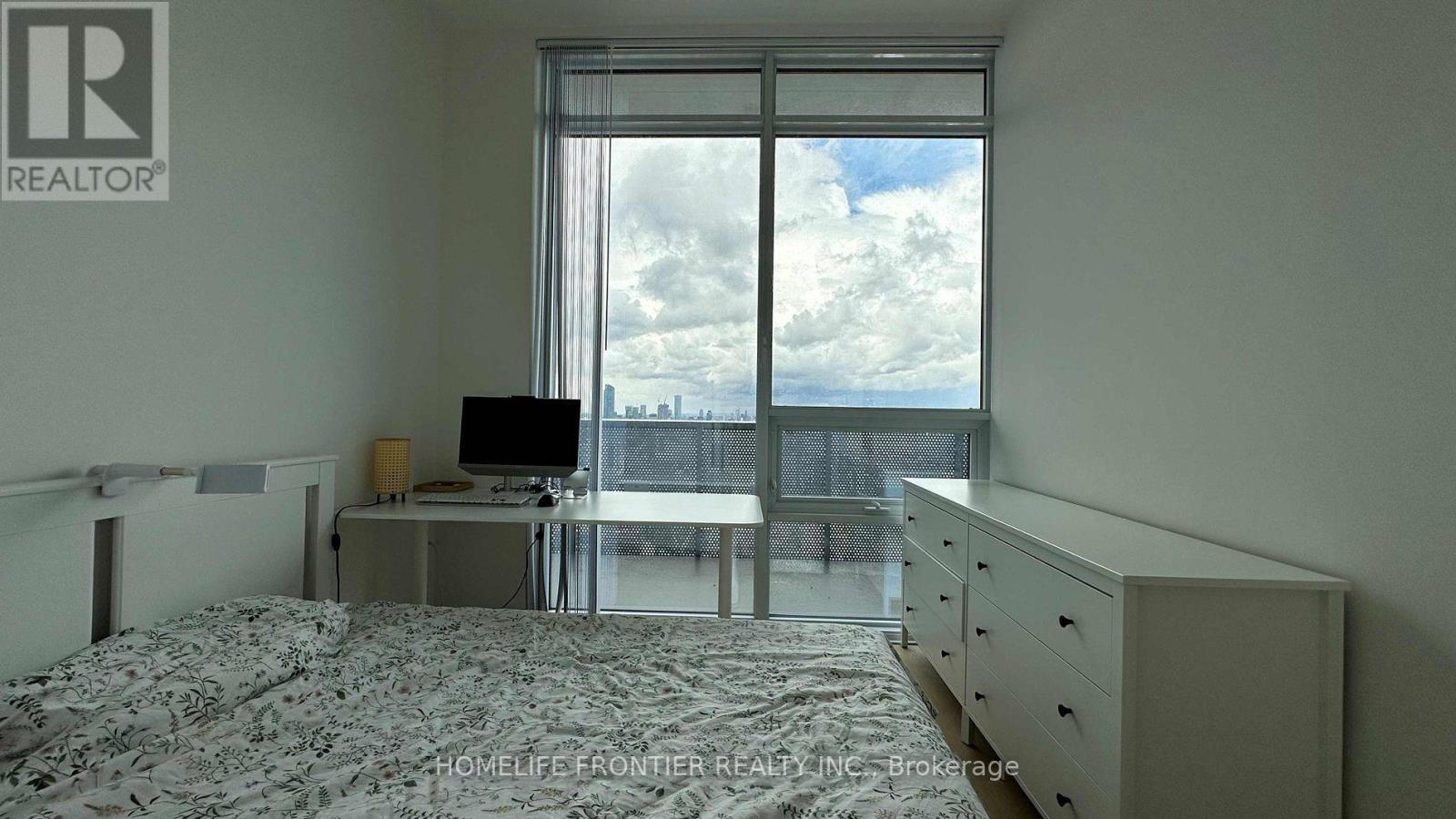Ph102 - 138 Downes Street, Toronto, Ontario  M5E 0E4 - Photo 8 - C12413204