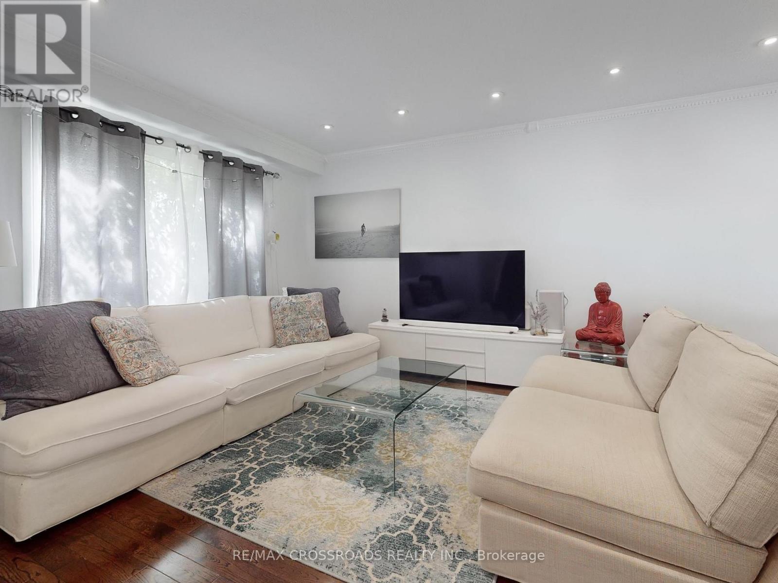 Property at 1777 SHADYBROOK DRIVE image 3