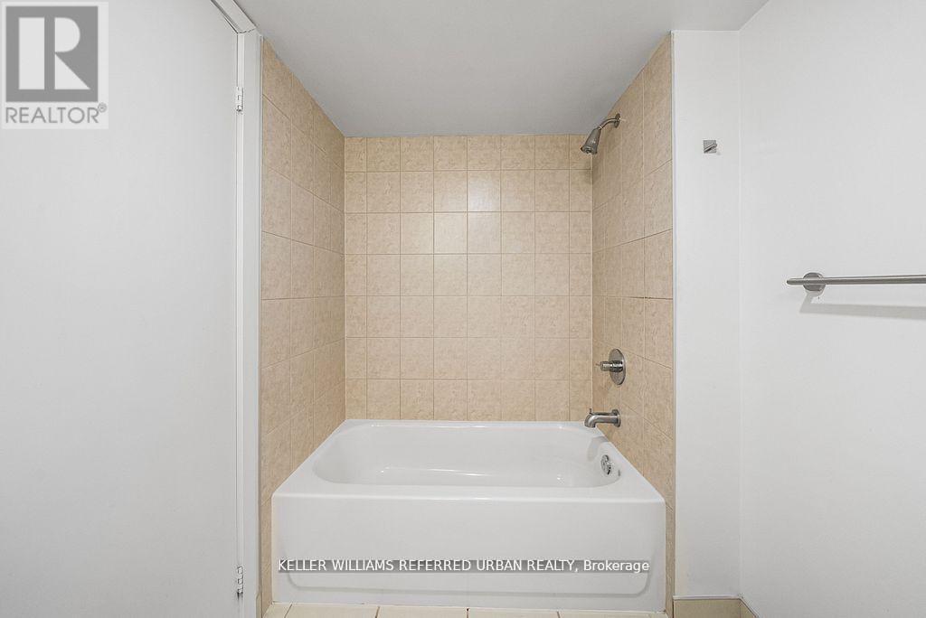 315 - 8 Trent Avenue, Toronto, Ontario  M4C 0A6 - Photo 10 - E12413192