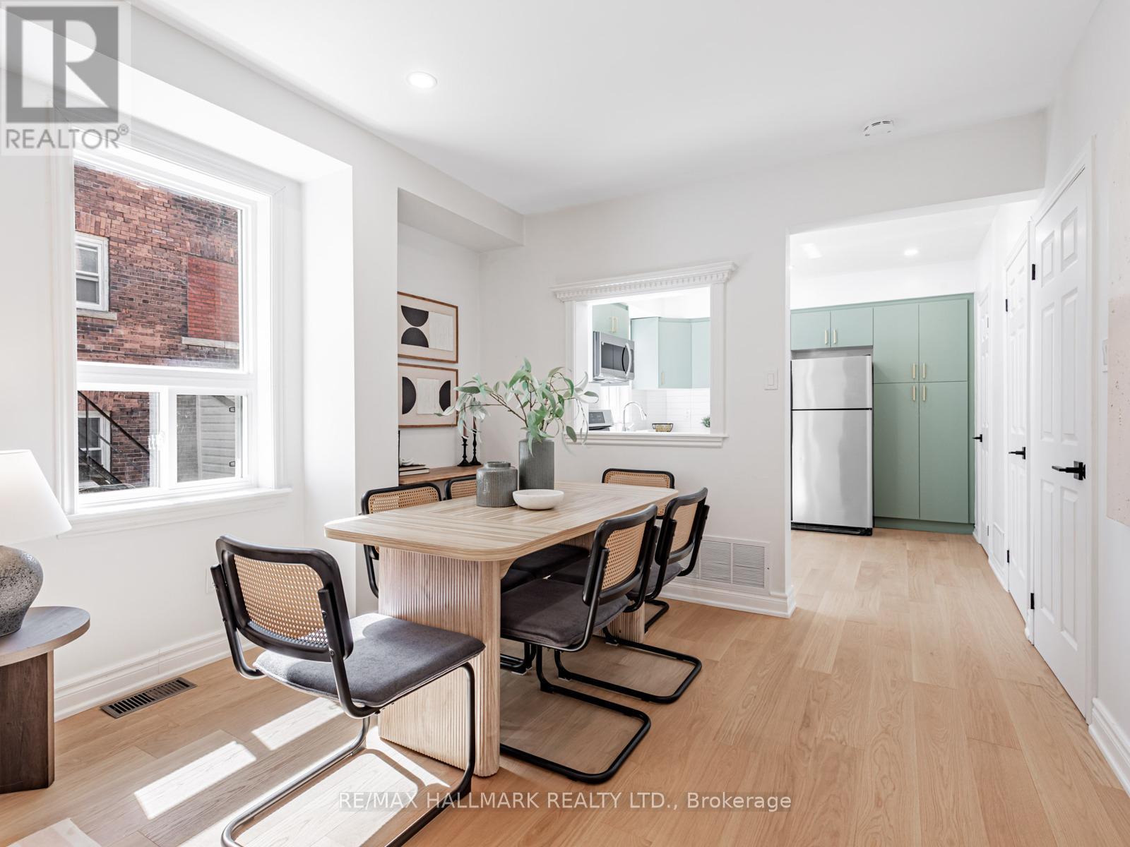 8 Redwood Avenue, Toronto (Greenwood-Coxwell), Ontario  M4L 2S6 - Photo 10 - E12413199