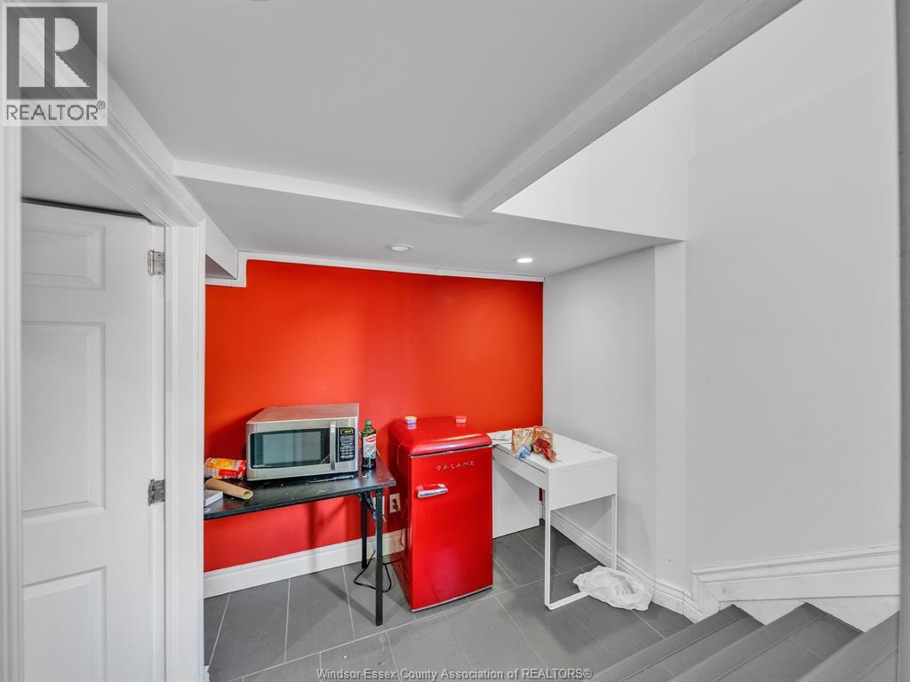 1145 Erie, Windsor, Ontario  N9A 3Z4 - Photo 23 - 25023865