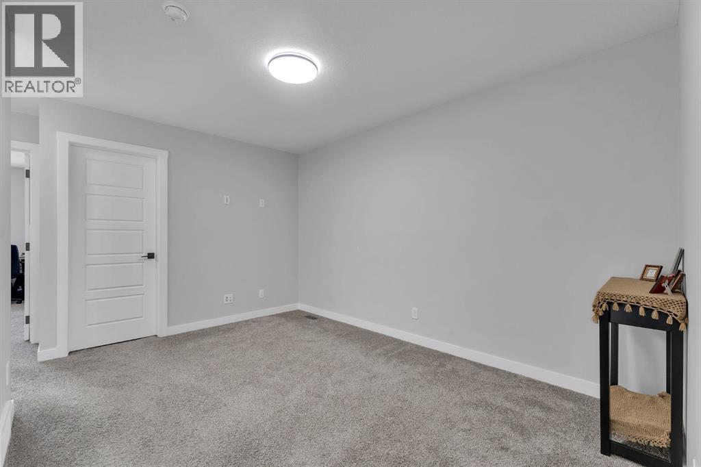 67 Corner Glen Gardens Ne, Calgary, Alberta  T3N 2L3 - Photo 19 - A2258291