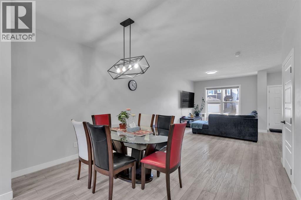 67 Corner Glen Gardens Ne, Calgary, Alberta  T3N 2L3 - Photo 9 - A2258291