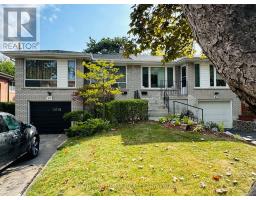 87 FENELON DRIVE, Toronto, Ontario