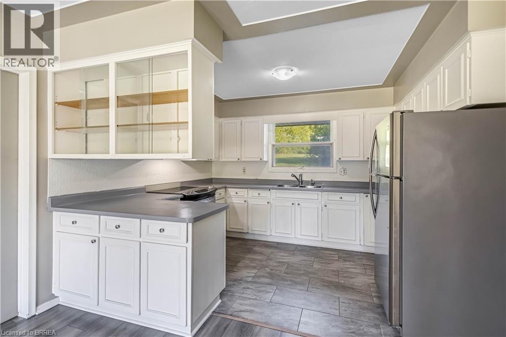 10 Harris Avenue, Brantford, Ontario  N3R 2E9 - Photo 14 - 40769795