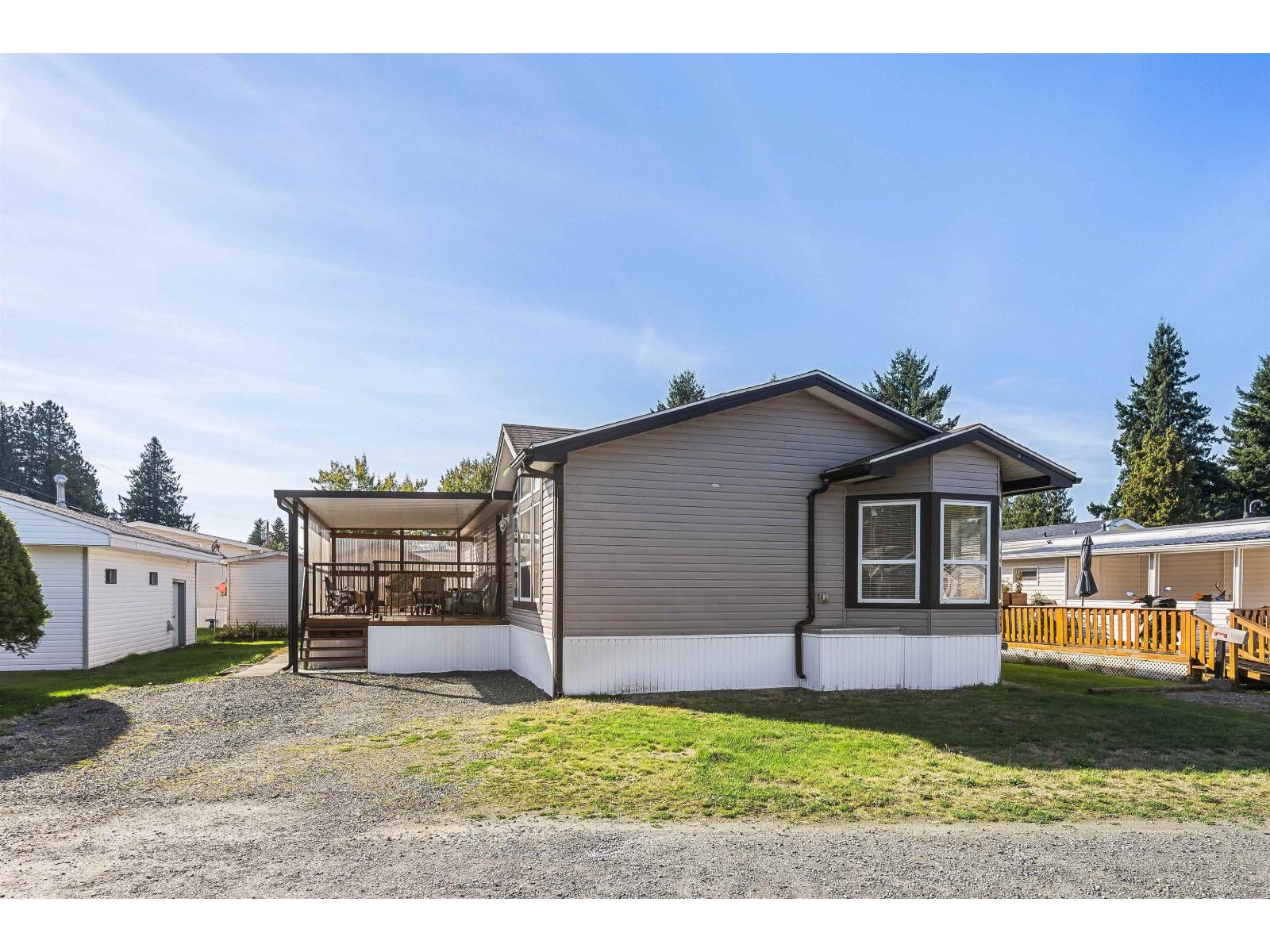 37 6035 Vedder Road, Sardis South, Chilliwack, British Columbia  V2R 1E5 - Photo 2 - R3049658