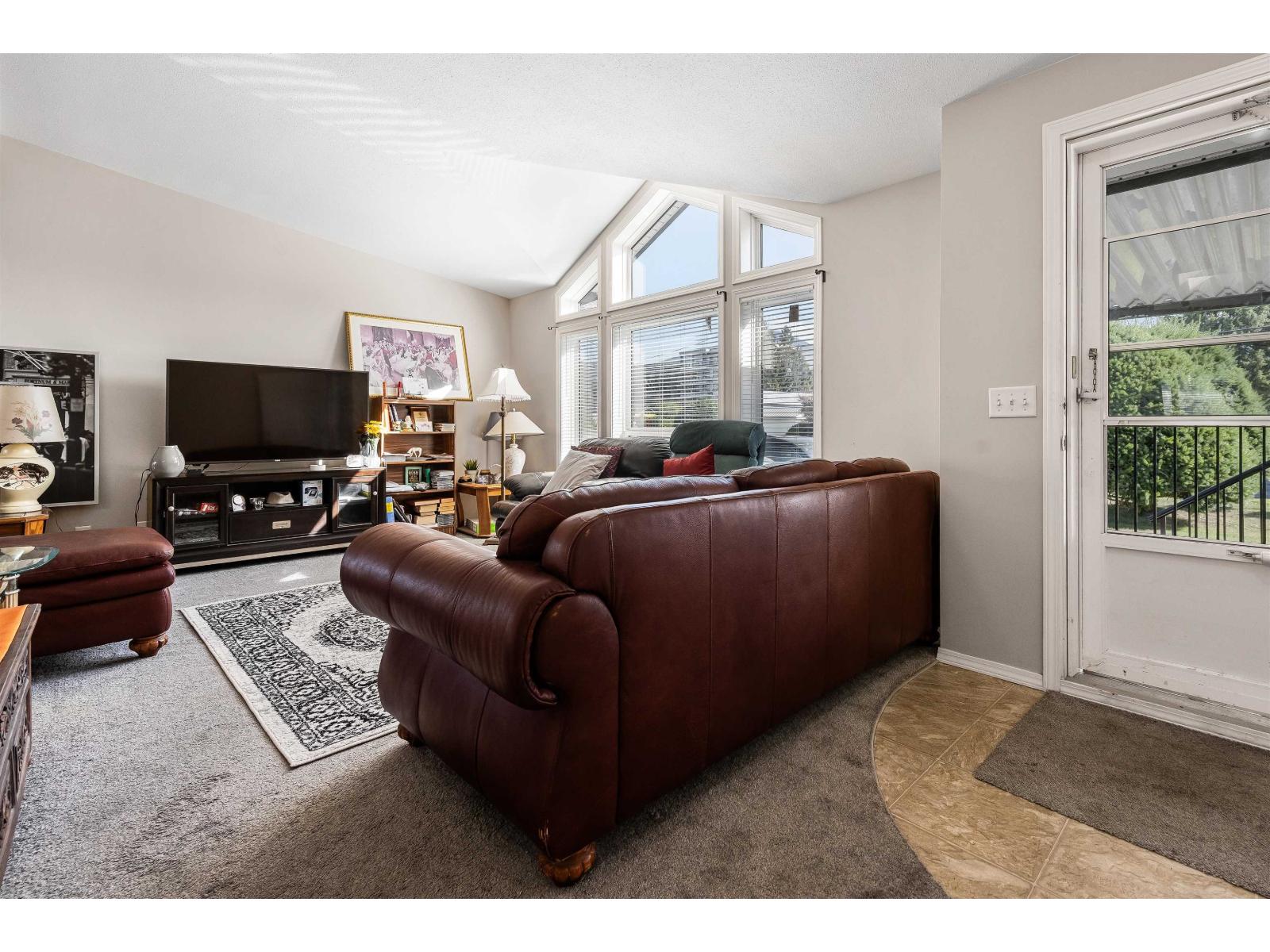 37 6035 Vedder Road, Sardis South, Chilliwack, British Columbia  V2R 1E5 - Photo 6 - R3049658