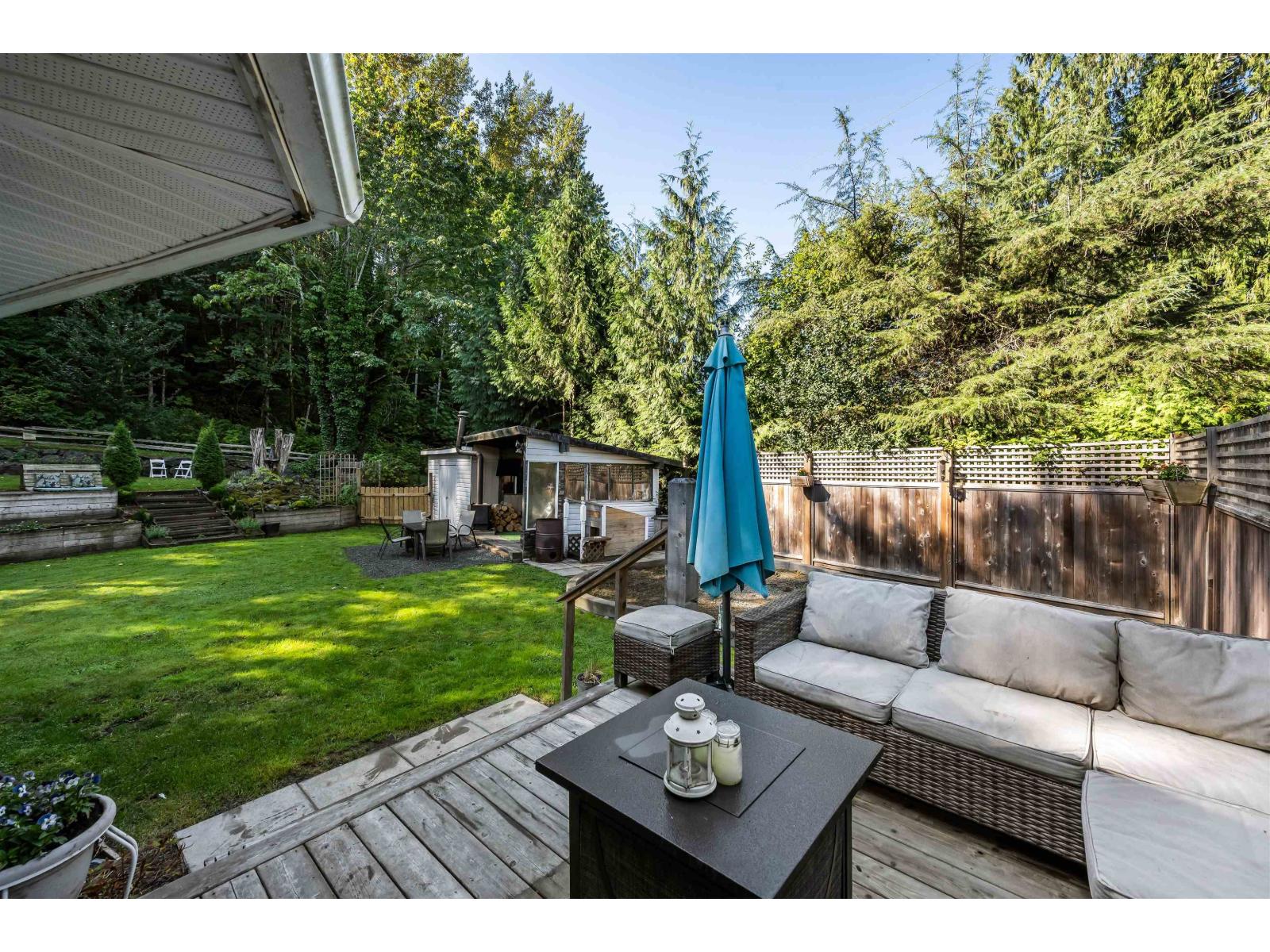 45942 Sleepy Hollow Road, Cultus Lake East, Cultus Lake, British Columbia  V2R 5A8 - Photo 4 - R3049683