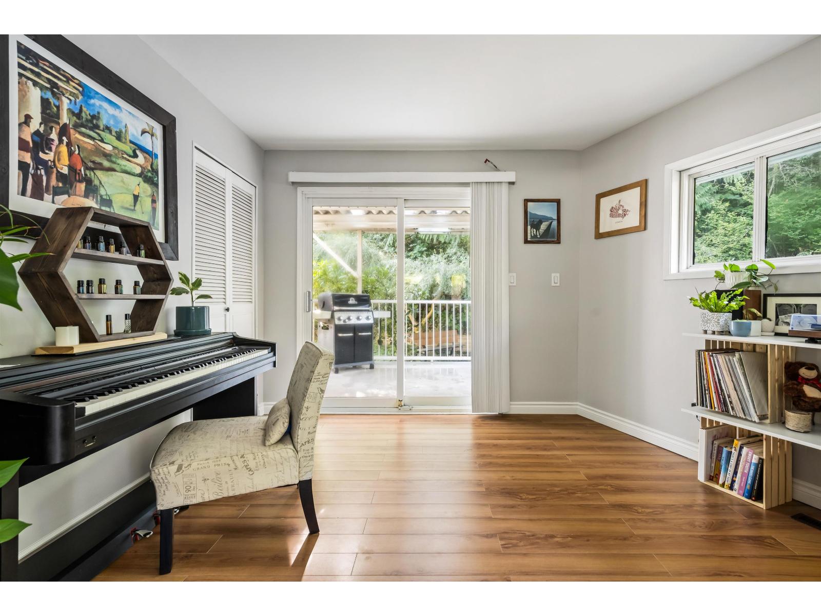 45942 Sleepy Hollow Road, Cultus Lake East, Cultus Lake, British Columbia  V2R 5A8 - Photo 12 - R3049683