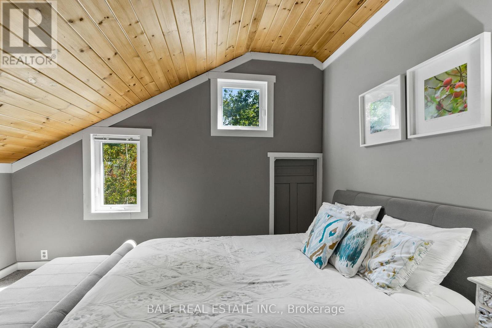 221 Edwina Drive, Trent Lakes, Ontario  K0M 1A0 - Photo 18 - X12413383