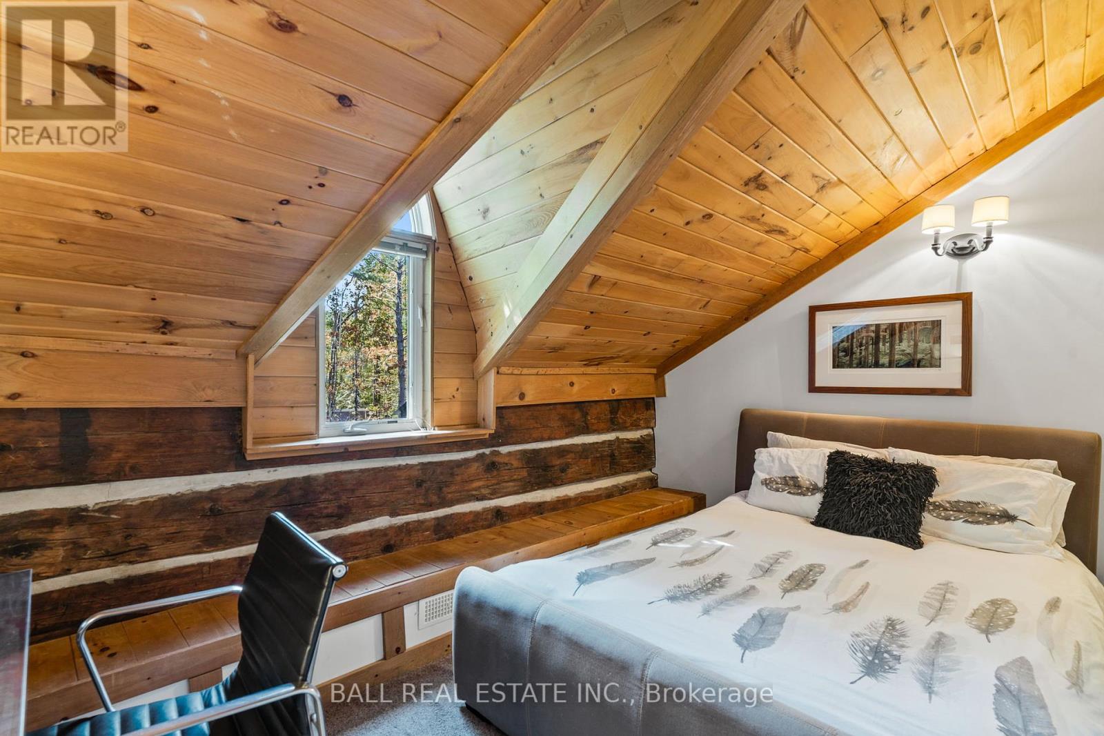 221 Edwina Drive, Trent Lakes, Ontario  K0M 1A0 - Photo 19 - X12413383