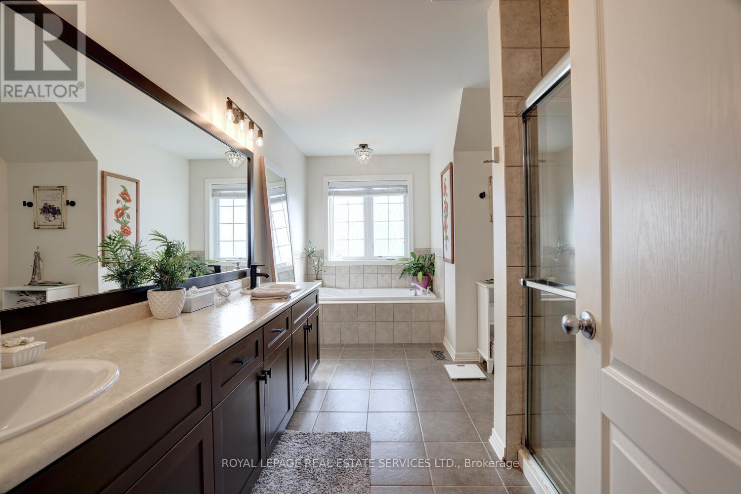 35 Aiken Crescent, Orangeville, Ontario  L9W 0B2 - Photo 22 - W12413182