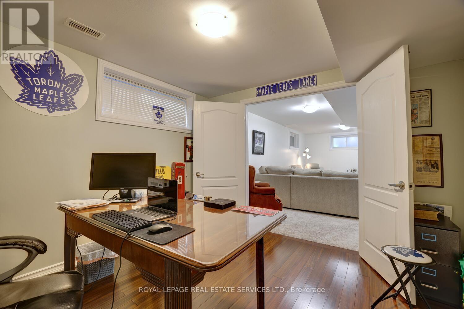 35 Aiken Crescent, Orangeville, Ontario  L9W 0B2 - Photo 29 - W12413182