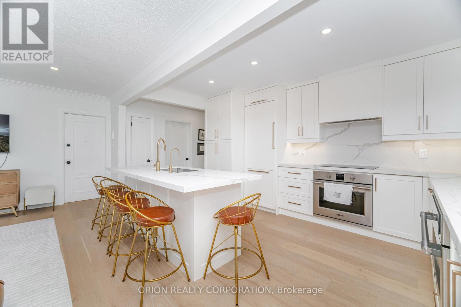 86 Park Street W, Mississauga, Ontario  L5H 1L3 - Photo 16 - W12413183