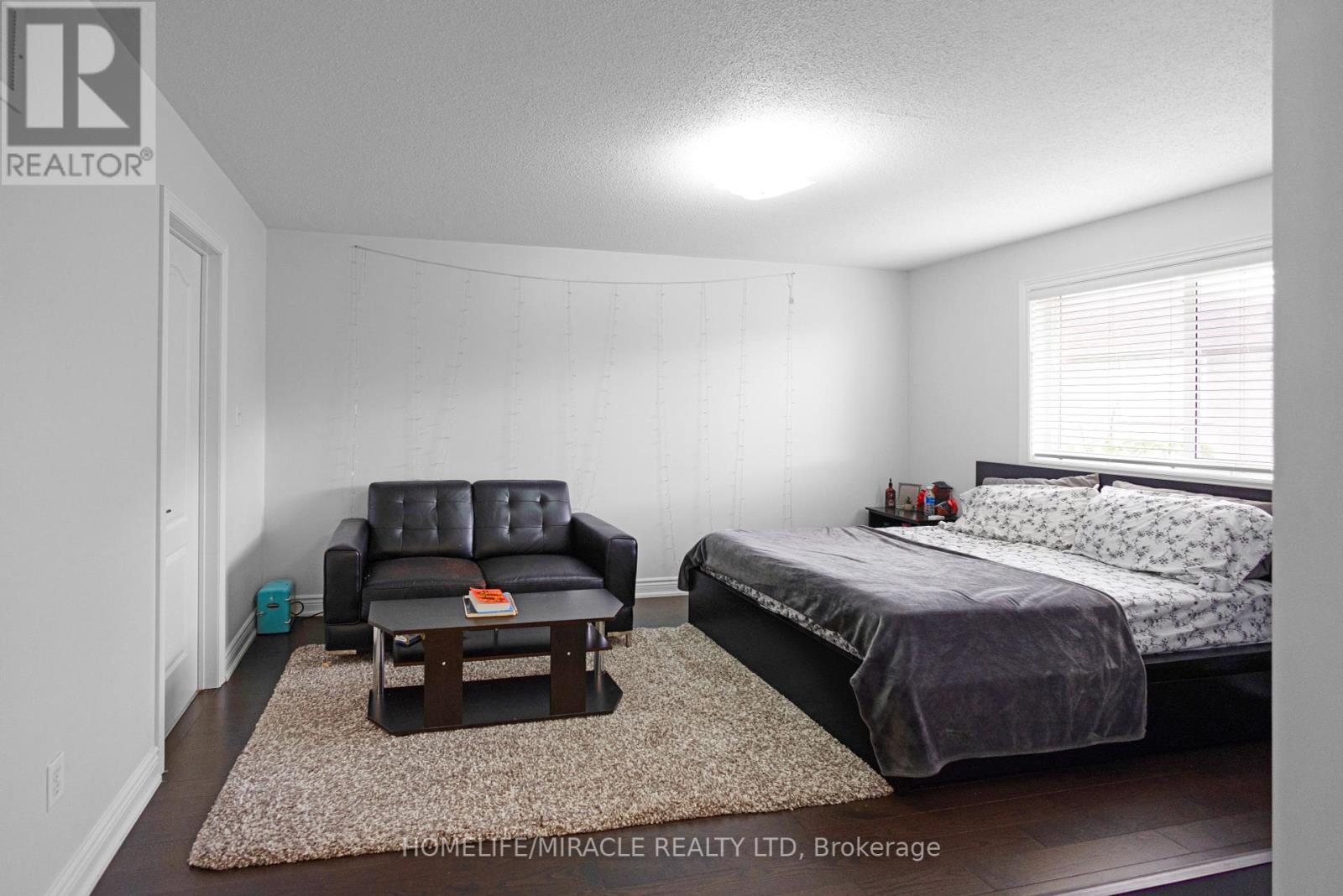 24 Fauna Court, Brampton, Ontario  L6R 3C6 - Photo 33 - W12413189
