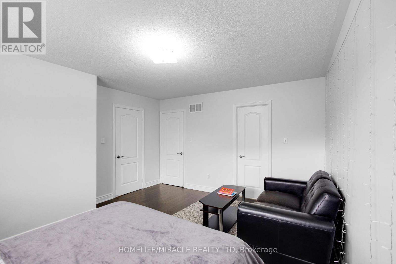 24 Fauna Court, Brampton, Ontario  L6R 3C6 - Photo 34 - W12413189