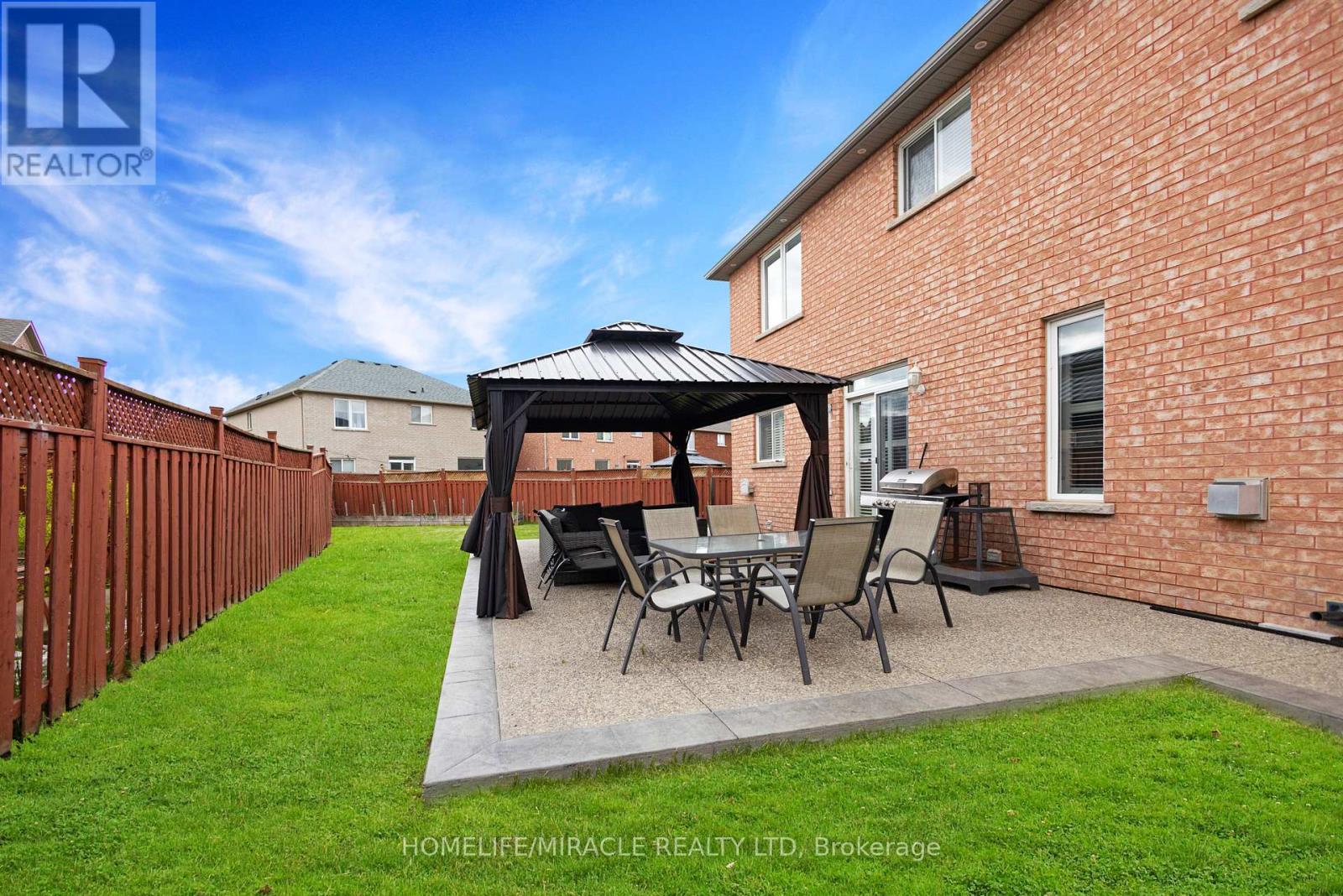 24 Fauna Court, Brampton, Ontario  L6R 3C6 - Photo 41 - W12413189