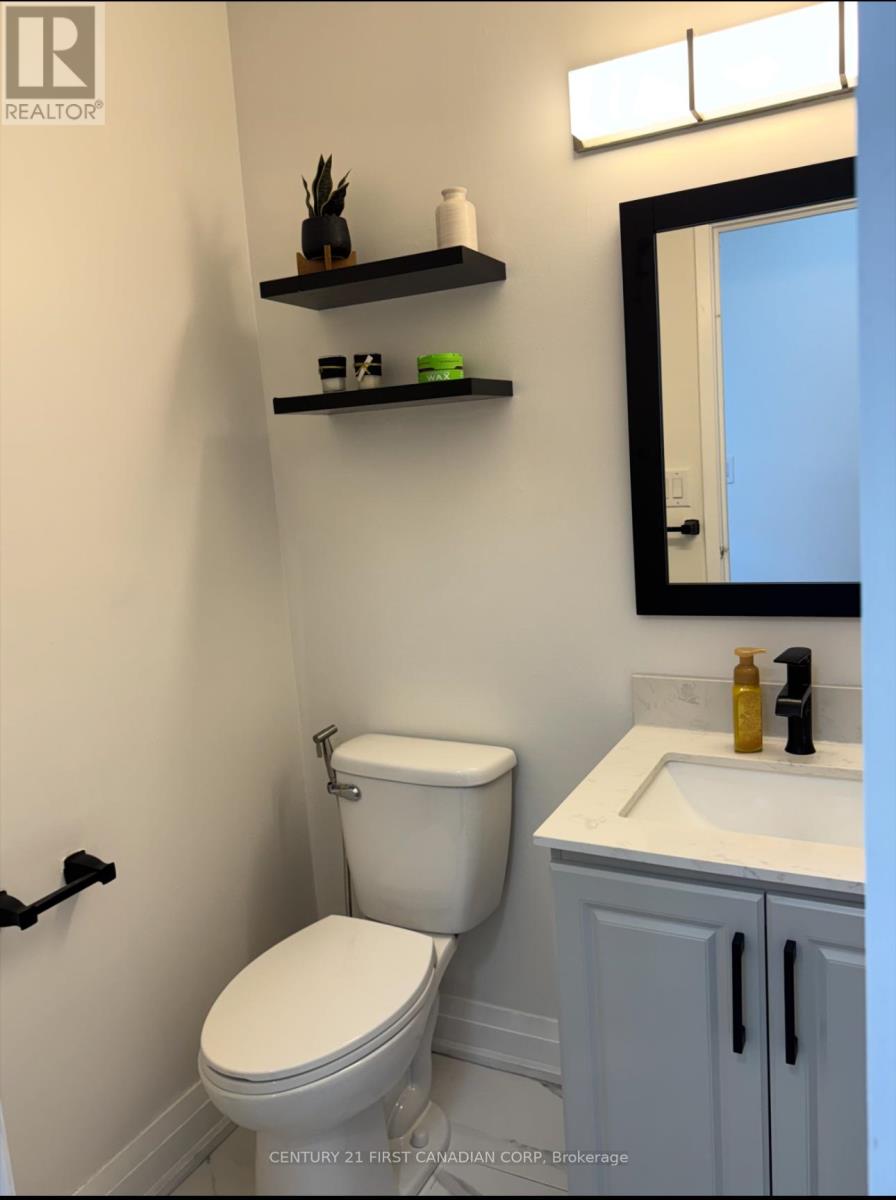 48 - 135 Belmont Drive, London South, Ontario  N6J 4J3 - Photo 3 - X12413252