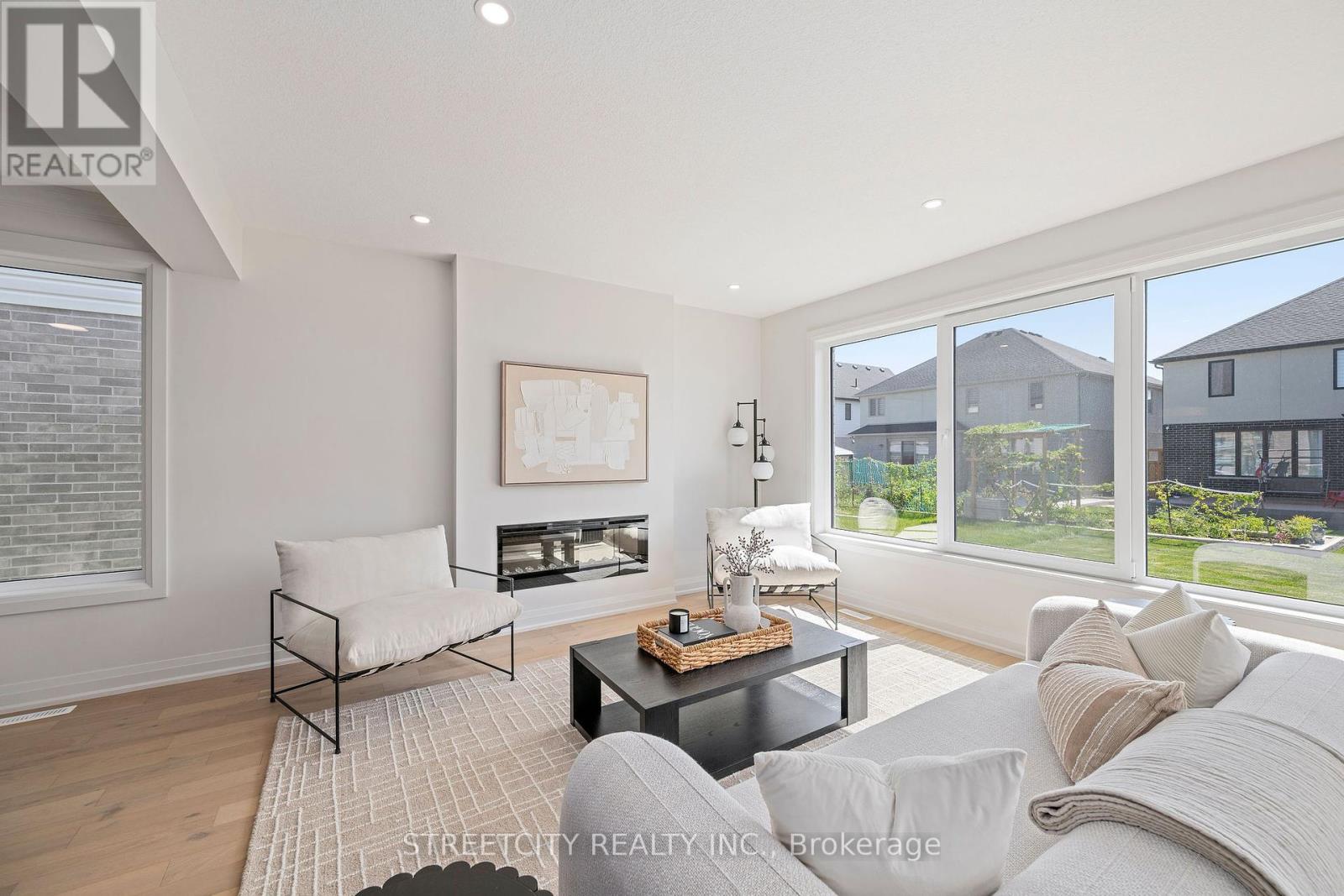 1621 Medway Park Drive, London North, Ontario  N6G 5B6 - Photo 10 - X12413394