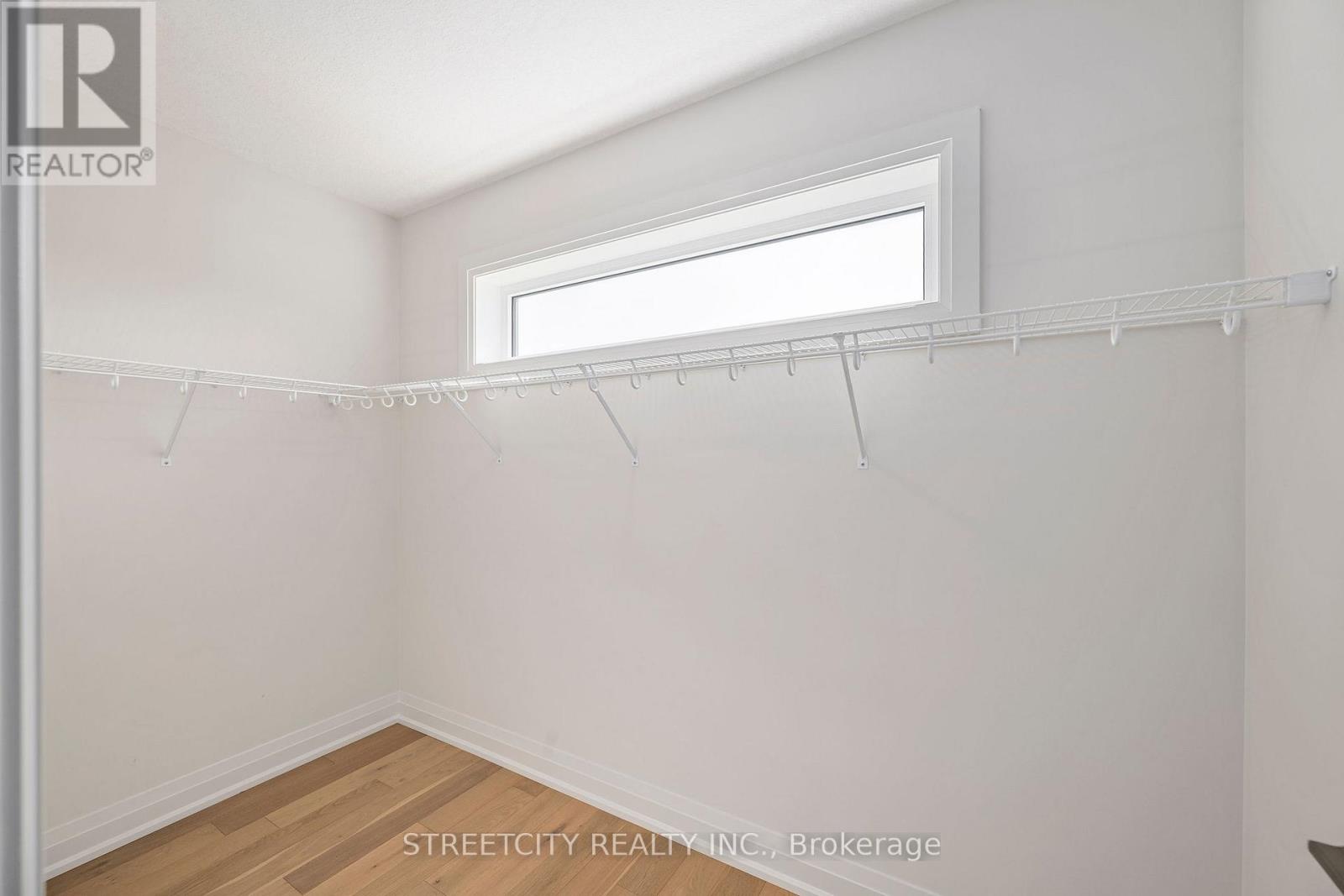 1621 Medway Park Drive, London North, Ontario  N6G 5B6 - Photo 25 - X12413394
