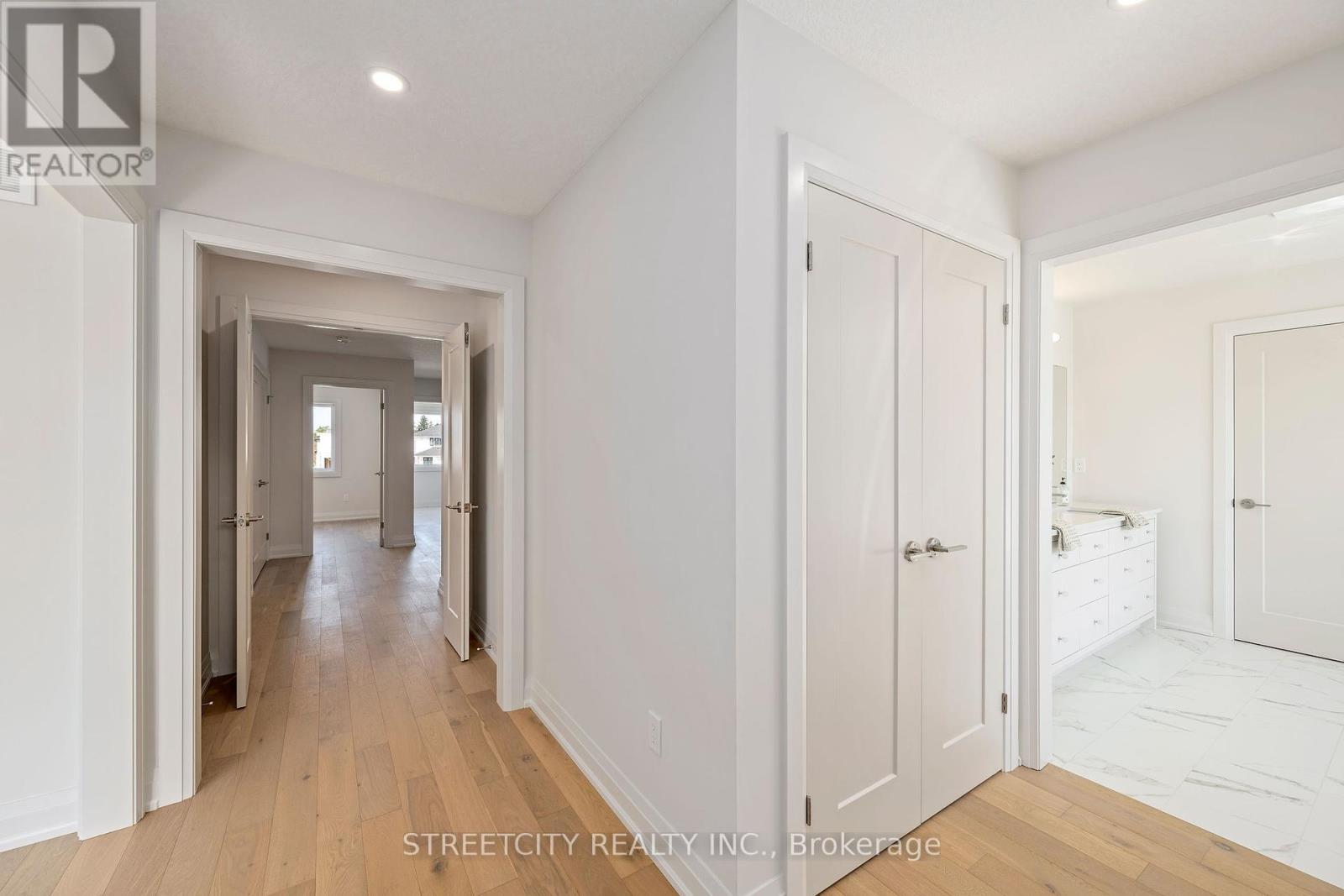 1621 Medway Park Drive, London North, Ontario  N6G 5B6 - Photo 26 - X12413394