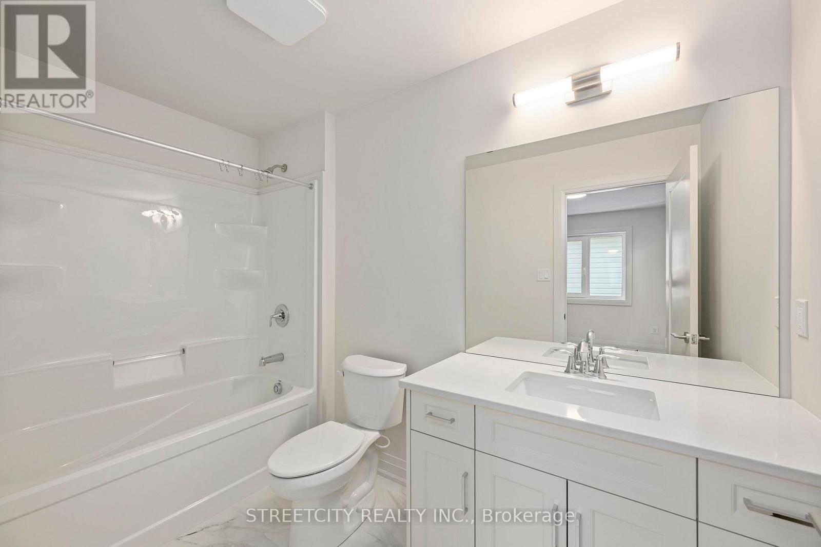 1621 Medway Park Drive, London North, Ontario  N6G 5B6 - Photo 30 - X12413394