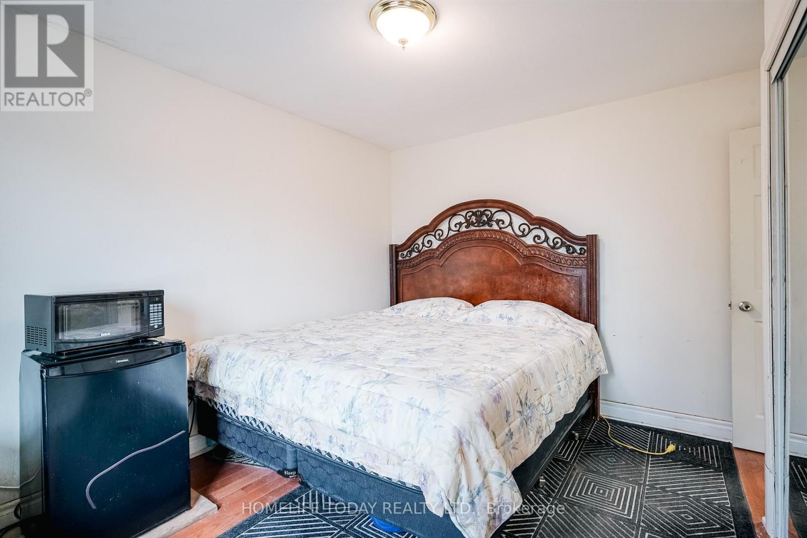 122 Valdor Drive, Toronto, Ontario  M1V 1R5 - Photo 17 - E12395304