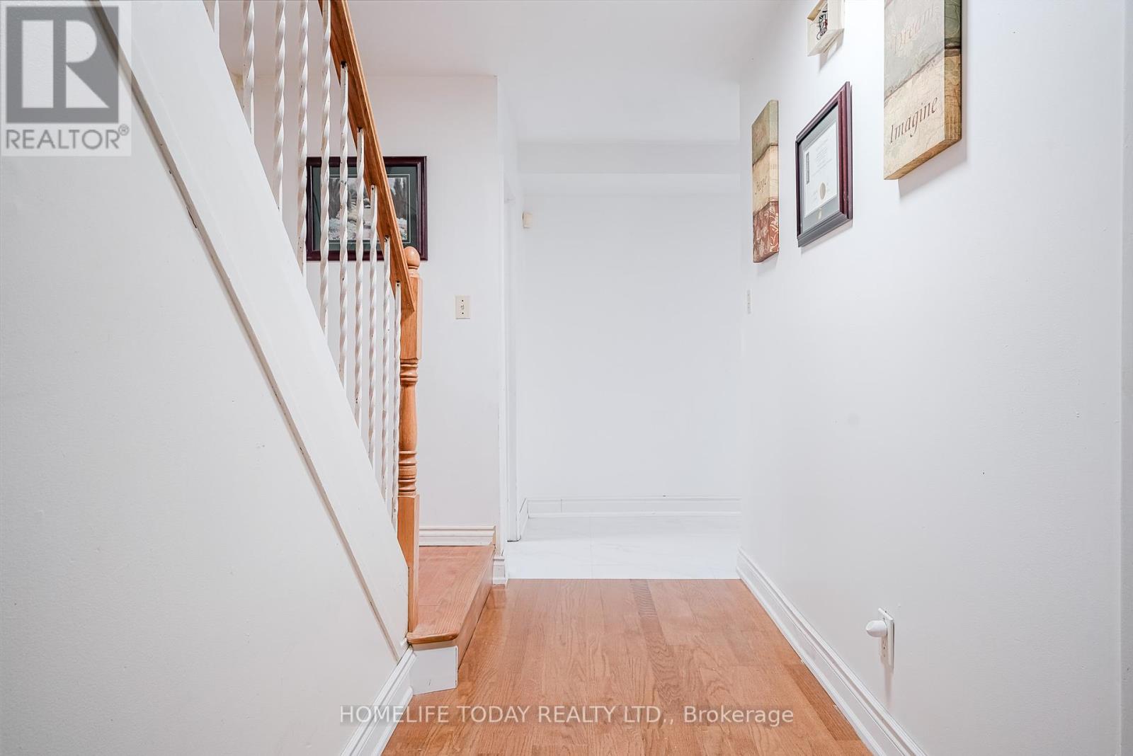 122 Valdor Drive, Toronto, Ontario  M1V 1R5 - Photo 6 - E12395304