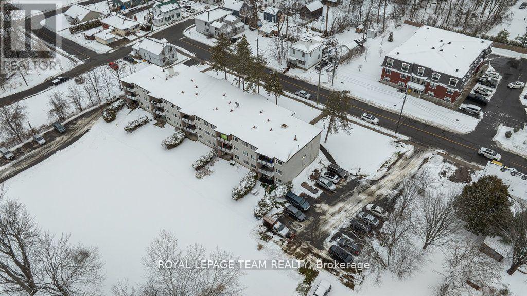5 Rogers Road, Perth, Ontario  K7H 1N9 - Photo 18 - X12413292