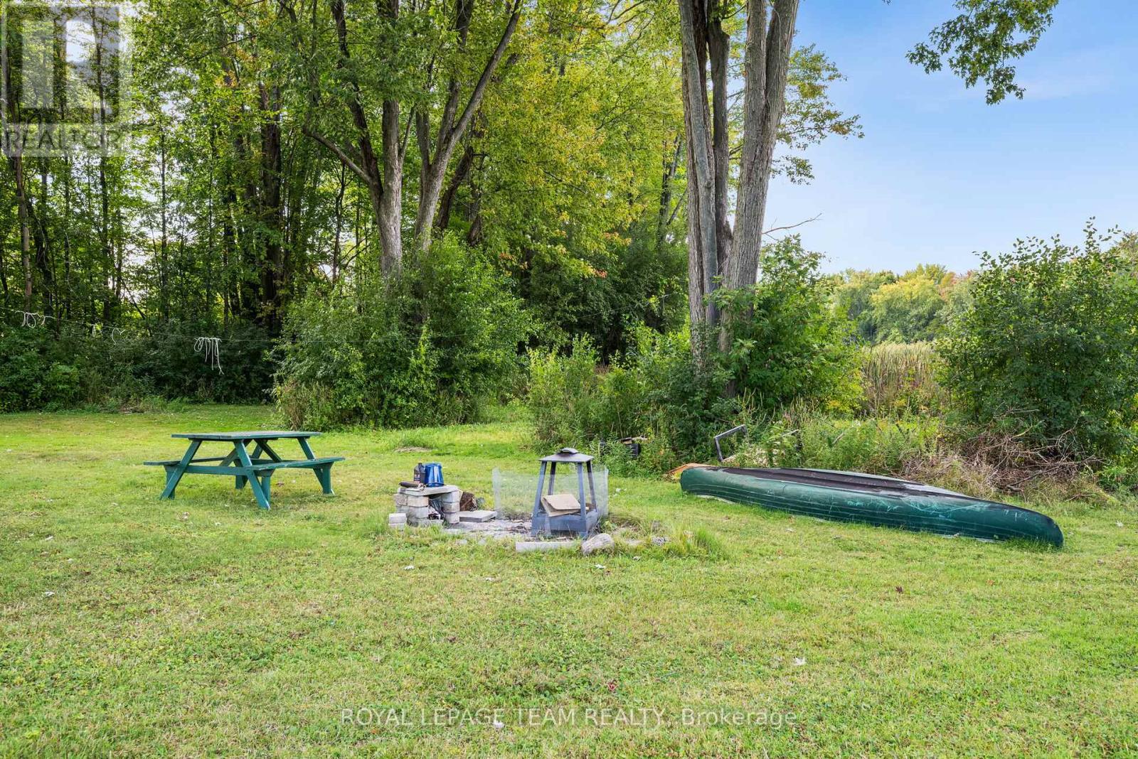 5 Rogers Road, Perth, Ontario  K7H 1N9 - Photo 8 - X12413292