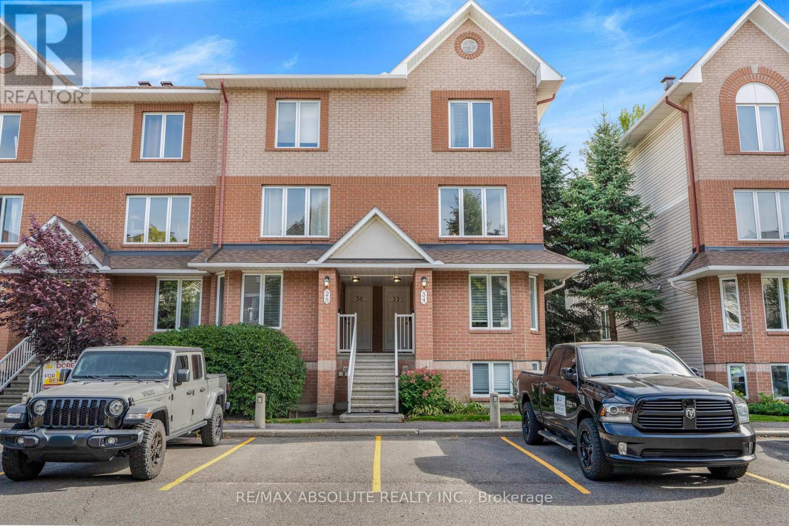 32 BONFIELD PRIVATE, ottawa, Ontario