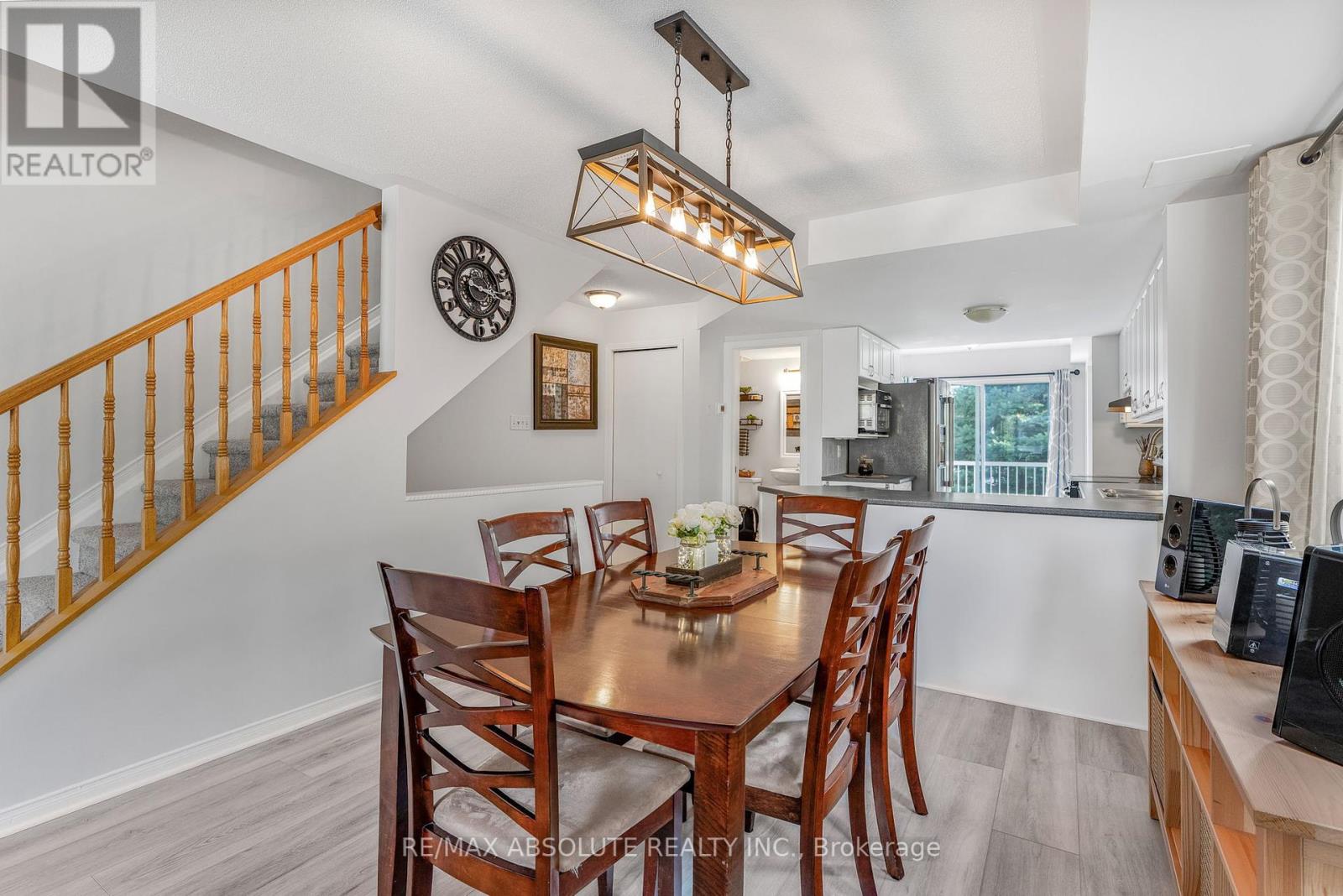 32 Bonfield Private, Ottawa, Ontario  K4A 5E4 - Photo 11 - X12413301